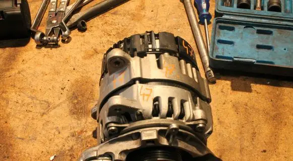Chevrolet Captiva Generator/alternator 6578
