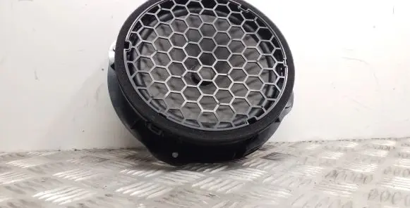 Audi A3 S3 8V Front door speaker 8V0035415A