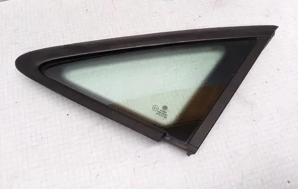 Volkswagen Touran I Front triangle window/glass 43R00048