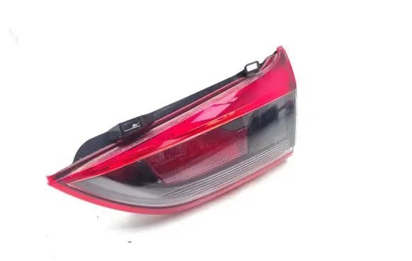 Mazda 6 Tailgate rear/tail lights 132-41978
