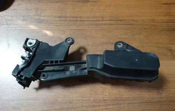 BMW 4 G22 G23 G24 G26 Other devices 6842524