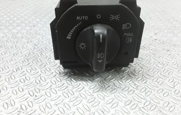 Jaguar S-Type Light switch XR8311654