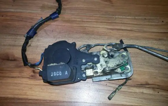 Honda Accord Front door lock