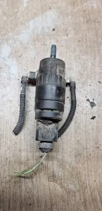 Volkswagen Fox Windscreen/windshield washer pump 1k6955651