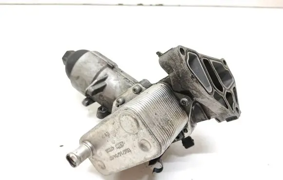 BMW X3 E83 Oil filter mounting bracket 7788453