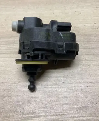 Toyota C-HR I Headlight level adjustment motor 90013783
