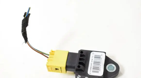 Mercedes-Benz A W169 Airbag deployment crash/impact sensor A1698210451