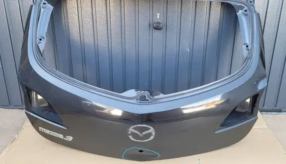 Mazda 3 II Tailgate/trunk/boot lid