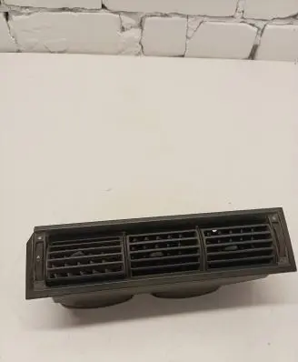 Volkswagen Transporter - Caravelle T4 Dash center air vent grill 701819709B 7D1819703A