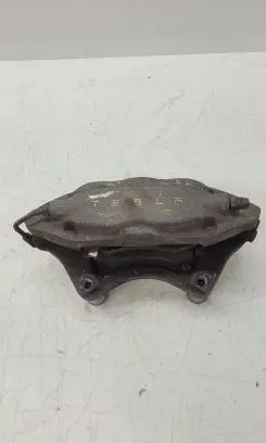 Tesla Model S Rear brake caliper 660643800C 6606438-00-C 6606438