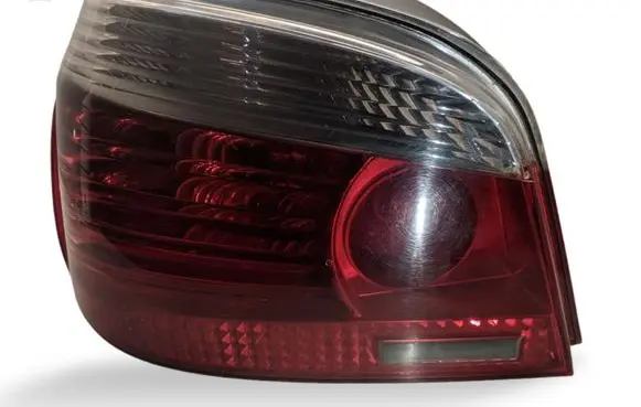BMW 5 E60 E61 Rear/tail lights 6910767 2VP008679