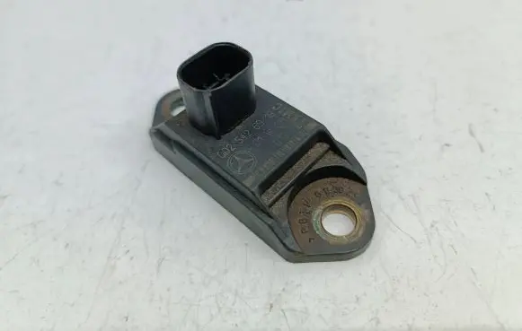 Mercedes-Benz S W220 Airbag deployment crash/impact sensor 0025426918