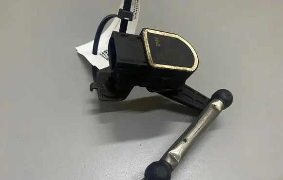 BMW 3 E92 E93 Headlight/headlamp level sensor 6785206