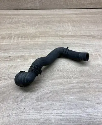 Audi A3 S3 8P Engine coolant pipe/hose 1K0122157D