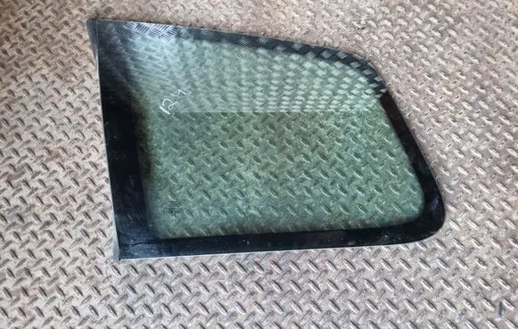 Ford Focus C-MAX Rear side window