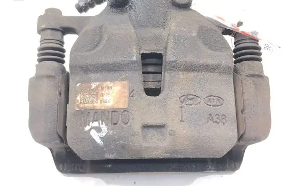 Front brake caliper