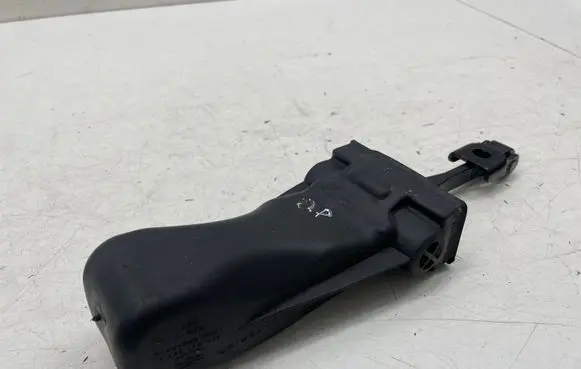 Seat Leon IV Front door check strap stopper 5FA837179A