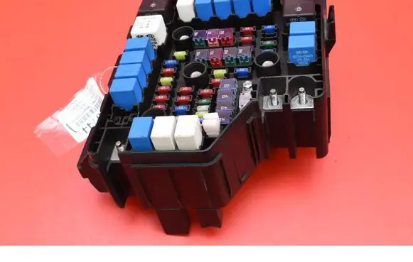 Hyundai Santa Fe Fuse box set 919502B100