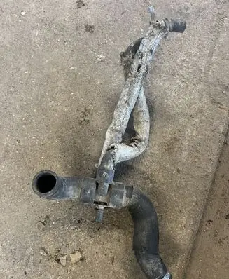 Peugeot 607 Engine coolant pipe/hose