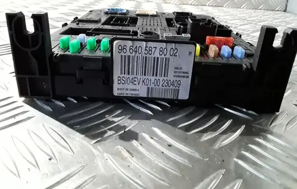 Peugeot 308 Comfort/convenience module 966405878002