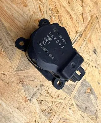 Ford Mondeo MK IV Air flap motor/actuator 3M5H19E616AB