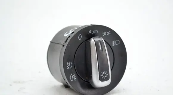 Volkswagen Scirocco Light relay 
