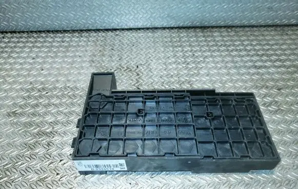 Volkswagen Transporter - Caravelle T5 Fuse module 7H0937550A 7H6970187B