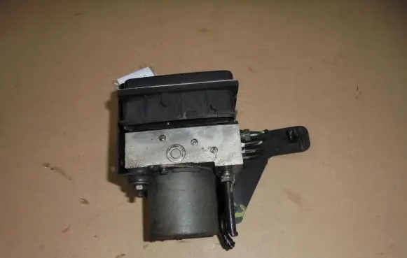 Maserati Quattroporte ABS Pump 38193