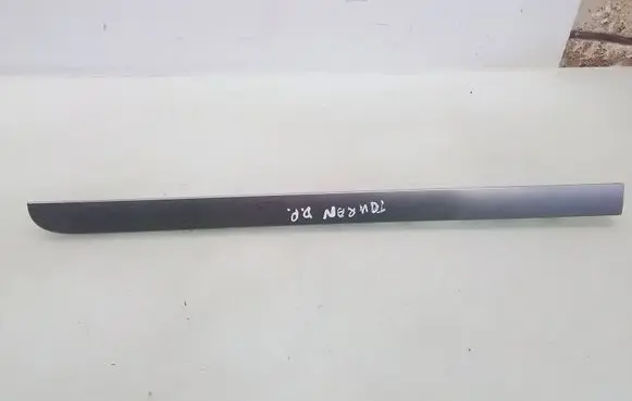 Volkswagen Touran I Dashboard glove box trim 1T1858415