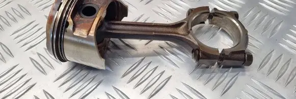 Hyundai Atos Prime Piston with connecting rod