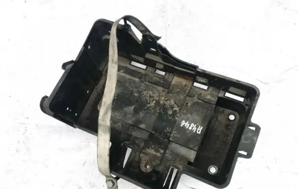 Ford Focus Battery box tray 