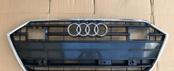 Audi A7 S7 4K8 Front bumper upper radiator grill