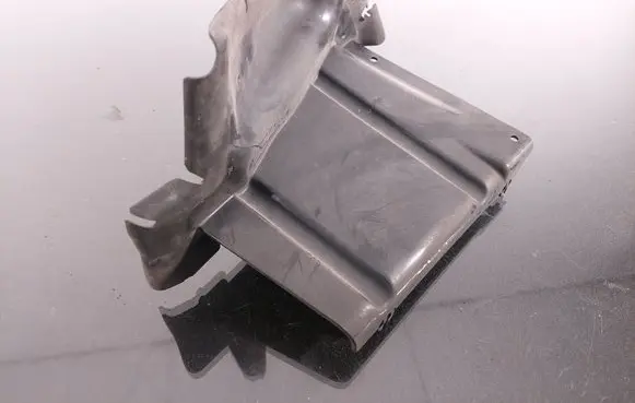 Volvo V60 Intercooler air guide/duct channel 31353045