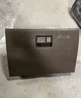 Toyota Land Cruiser (HDJ90) Glove box 5555260080 5550160130
