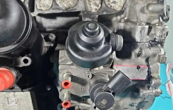Fuel injection high pressure pump