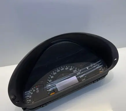 Mercedes-Benz C W203 Speedometer (instrument cluster) A2035401347 110080183 2035401347