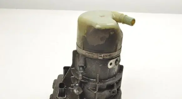 Volvo XC60 Power steering pump