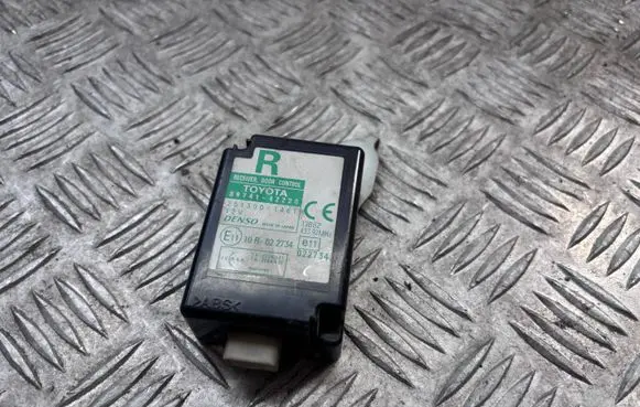 Toyota RAV 4 (XA30) Door control unit/module 8974142220