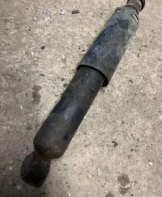 Nissan Terrano Rear shock absorber/damper