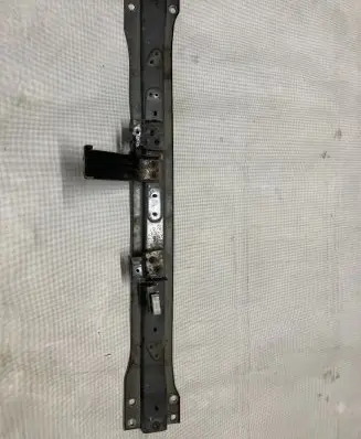 Nissan Navara D23 Radiator support slam panel bracket E622984V00