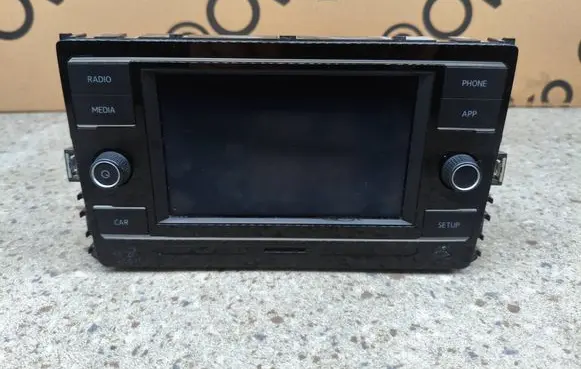 Volkswagen Tiguan Allspace Radio/CD/DVD/GPS head unit 5G6035868 792X0335