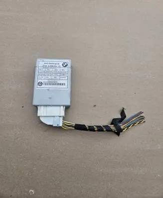 BMW 5 E60 E61 Air suspension control unit module (rear) 3714676983401 37146769834