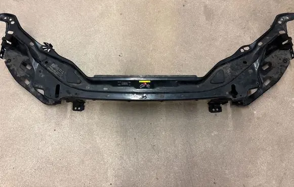Volvo XC60 Radiator support slam panel 30702259