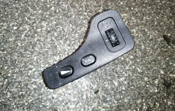 Alfa Romeo 156 Headlight level height control switch 156031653