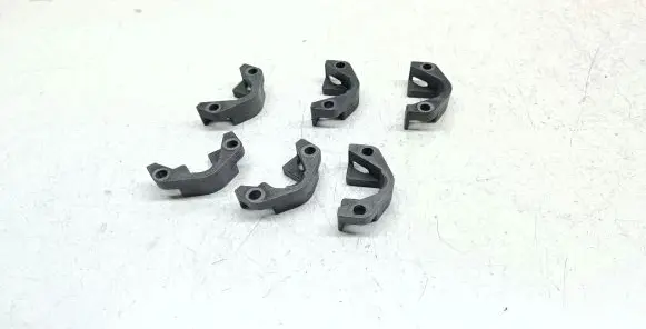 BMW 7 E65 E66 Fuel Injector clamp holder