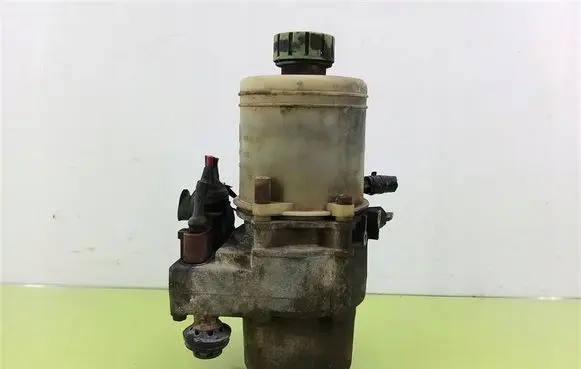 Skoda Fabia Mk1 (6Y) Power steering pump 6Q0423155S