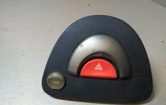 Smart ForTwo I Hazard light switch 92244009