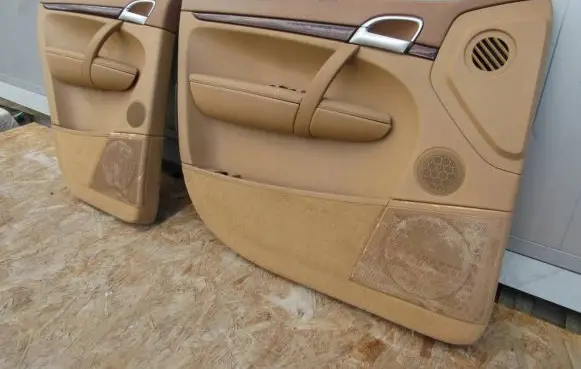 Porsche Cayenne (9PA) Second row seats 