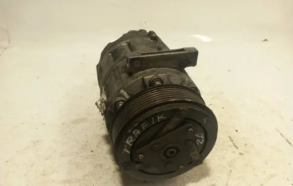 Renault Trafic II (X83) Air conditioning (A/C) compressor (pump) 5060410300 7863237447 4542172B