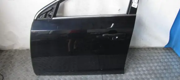 Volvo V60 Front door